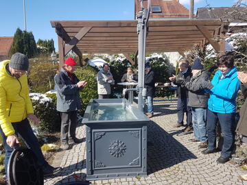 Dorfbrunnen Wasser Marsch 2022