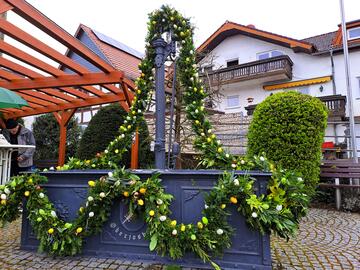 Brunneneroeffnung_2026_Brunnenschmuck